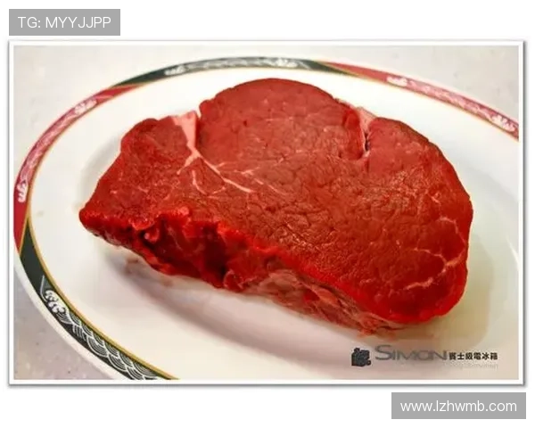 拉皮诺晒出冰箱里只有一瓶蛋白粉和半颗西兰花，网友：这哪是球星，简直是修仙